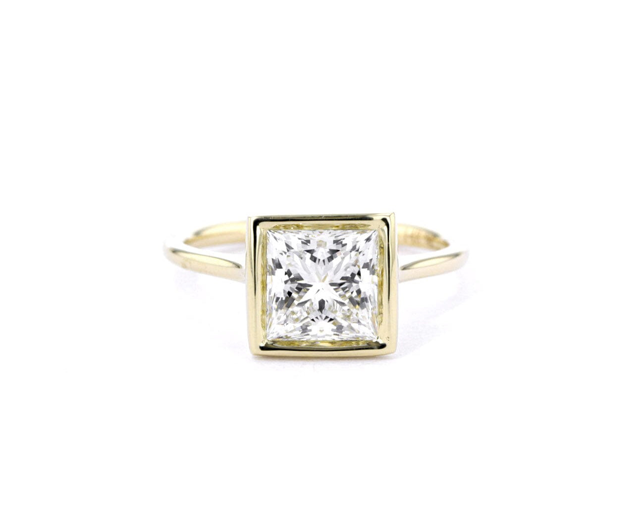 1.6mm Ava Princess High Polish Bezel Engagement Rings Princess Bride Diamonds 