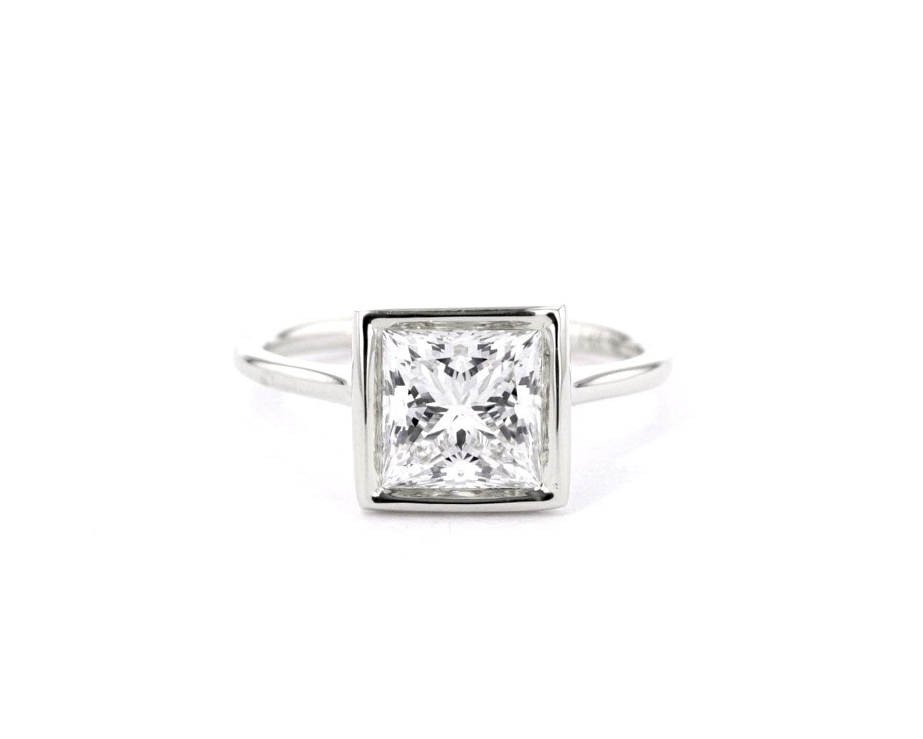 1.6mm Ava Princess High Polish Bezel Engagement Rings Princess Bride Diamonds 