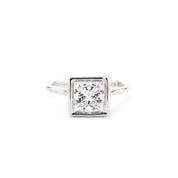 1.6mm Ava Princess High Polish Bezel Engagement Rings Princess Bride Diamonds 