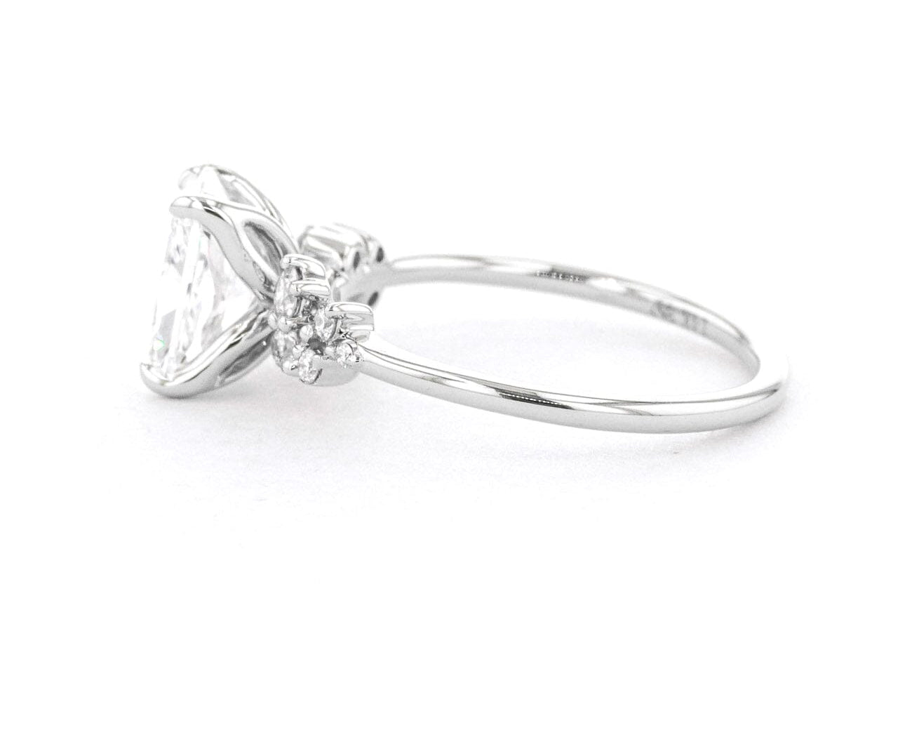1.6mm Nova Radiant Engagement Rings Princess Bride Diamonds 