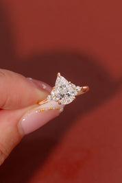 1.71ct E - VS1 Pear Lab Diamond Lindsey - PBD Engagement Rings