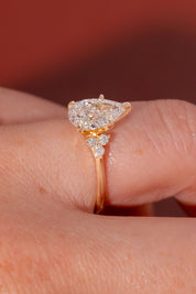 1.71ct E - VS1 Pear Lab Diamond Lindsey - PBD Engagement Rings