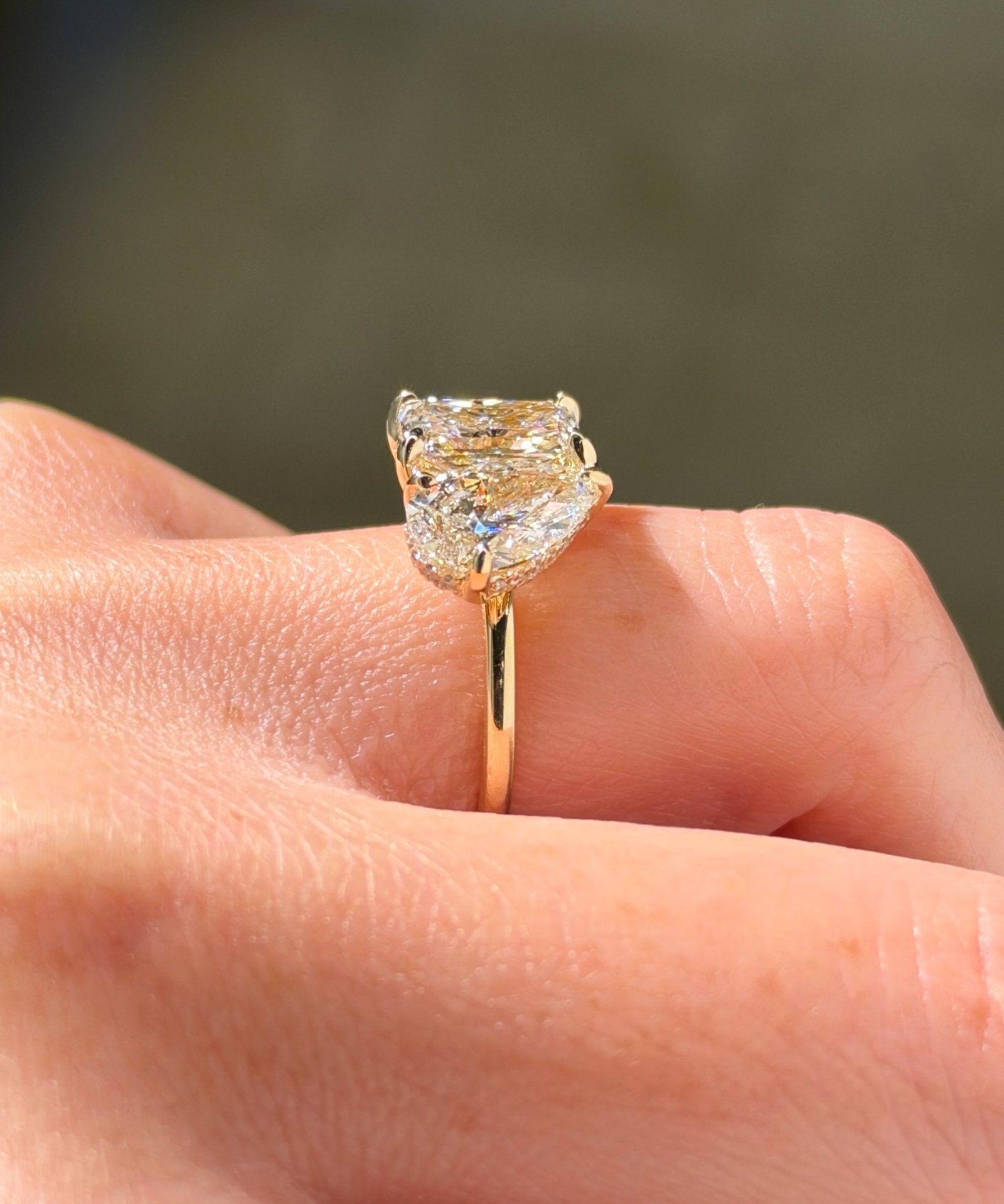 1.72ct D-VS1 Pear Lab Diamond Toi et Moi - PBD Engagement Rings