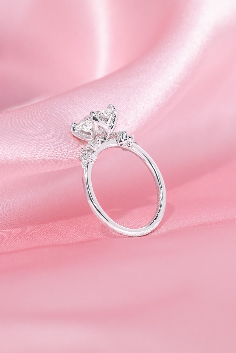 1.77ct D - VVS2 Oval Lab Diamond Nova - PBD Engagement Rings