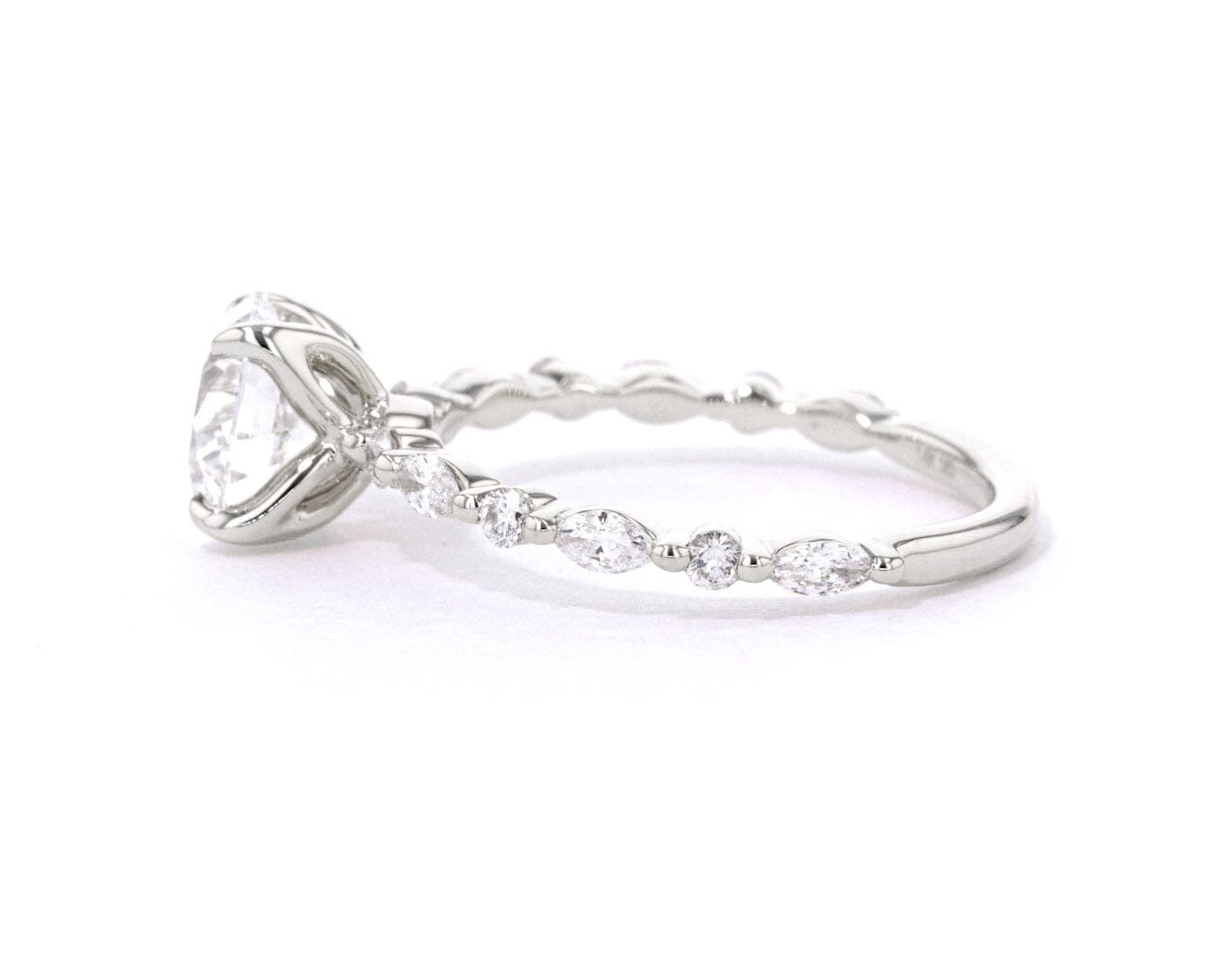1.8mm Azalea Round Engagement Rings Princess Bride Diamonds 