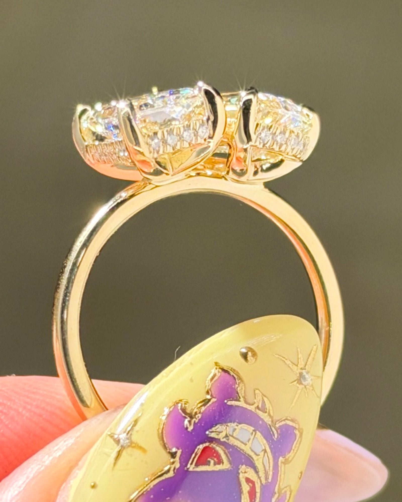 1.72ct D-VS1 Pear Lab Diamond Toi et Moi