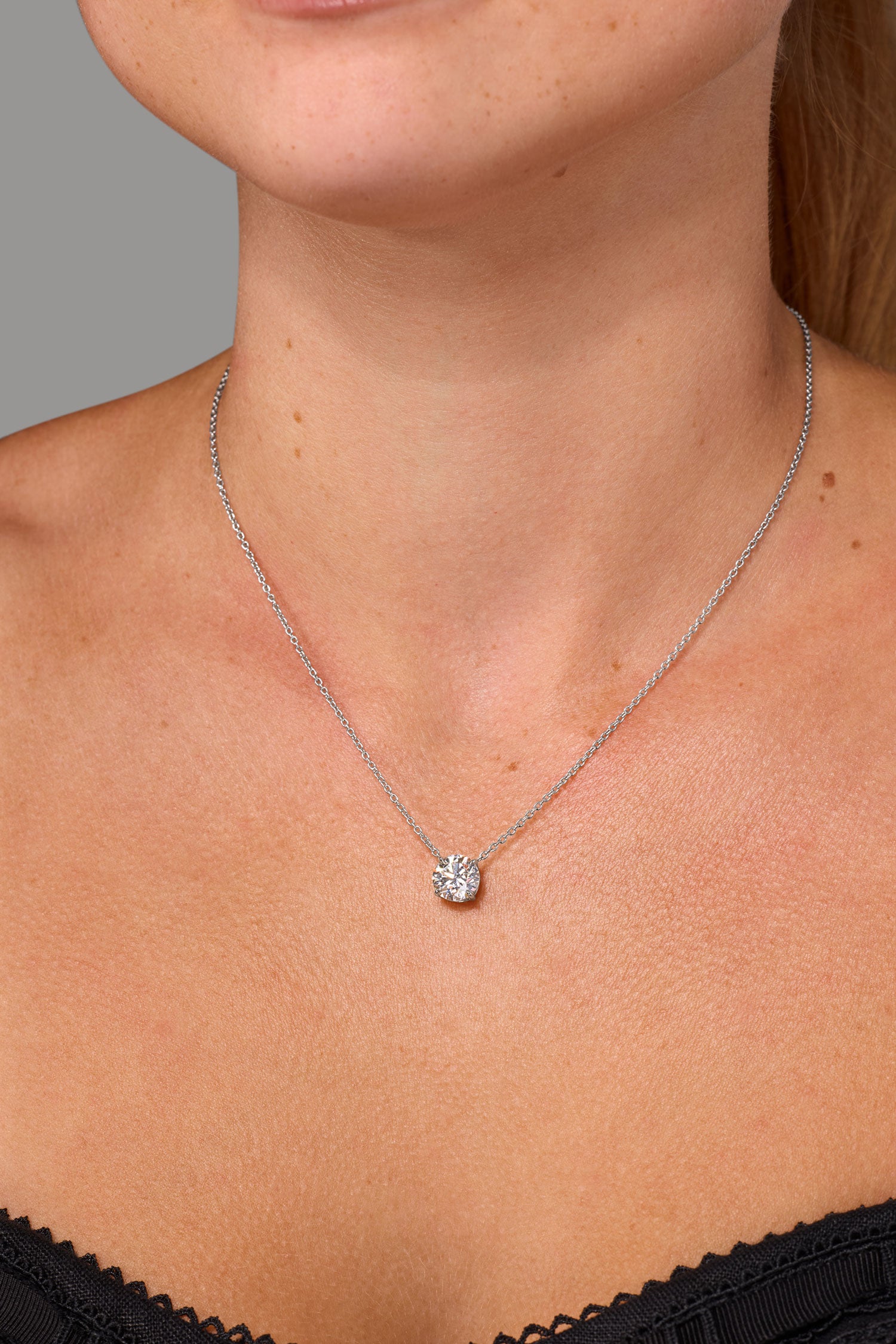 2.05ct-F-VS1-Core-Round-Solitaire-Necklace-2_c88b65a2-b17a-4c7f-925d-ef5e06f82e4d.jpg