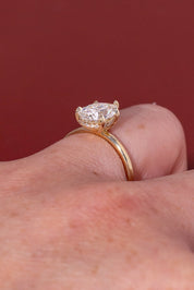 2.00ct D - VVS2 Pear Lab Diamond Kayla - PBD Engagement Rings