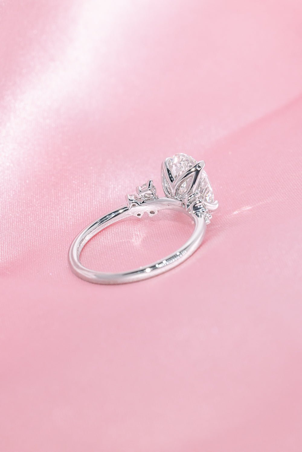 2.00ct E - VVS2 Oval Lab Diamond Nova - PBD Engagement Rings