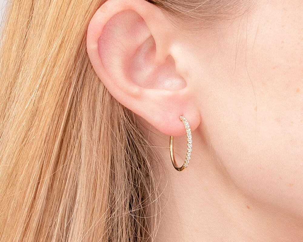 20mm Pavé Huggies 14k Yellow Gold Earrings Princess Bride Diamonds 
