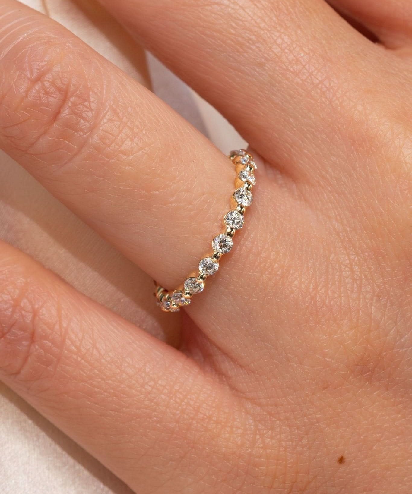 2.4mm Floating Single Prong Diamond Ring - PBD Rings