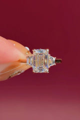 2.74ct D-VVS2 Emerald Lab Diamond Lucia