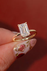 2.78ct E-VVS2 Emerald Lab Diamond Leah