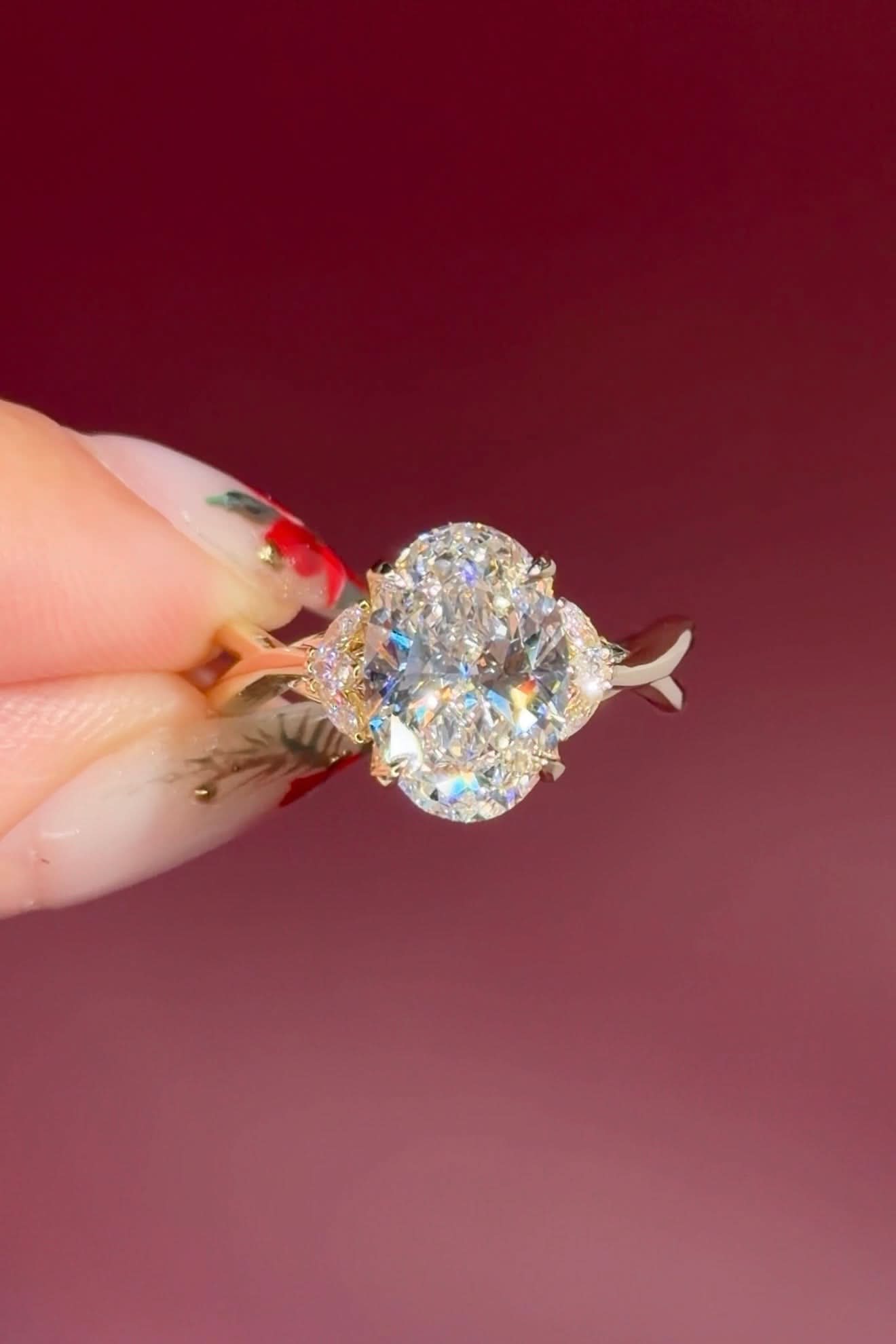 2.80ct F-VVS2 Oval Lab Diamond Ivy – PBD