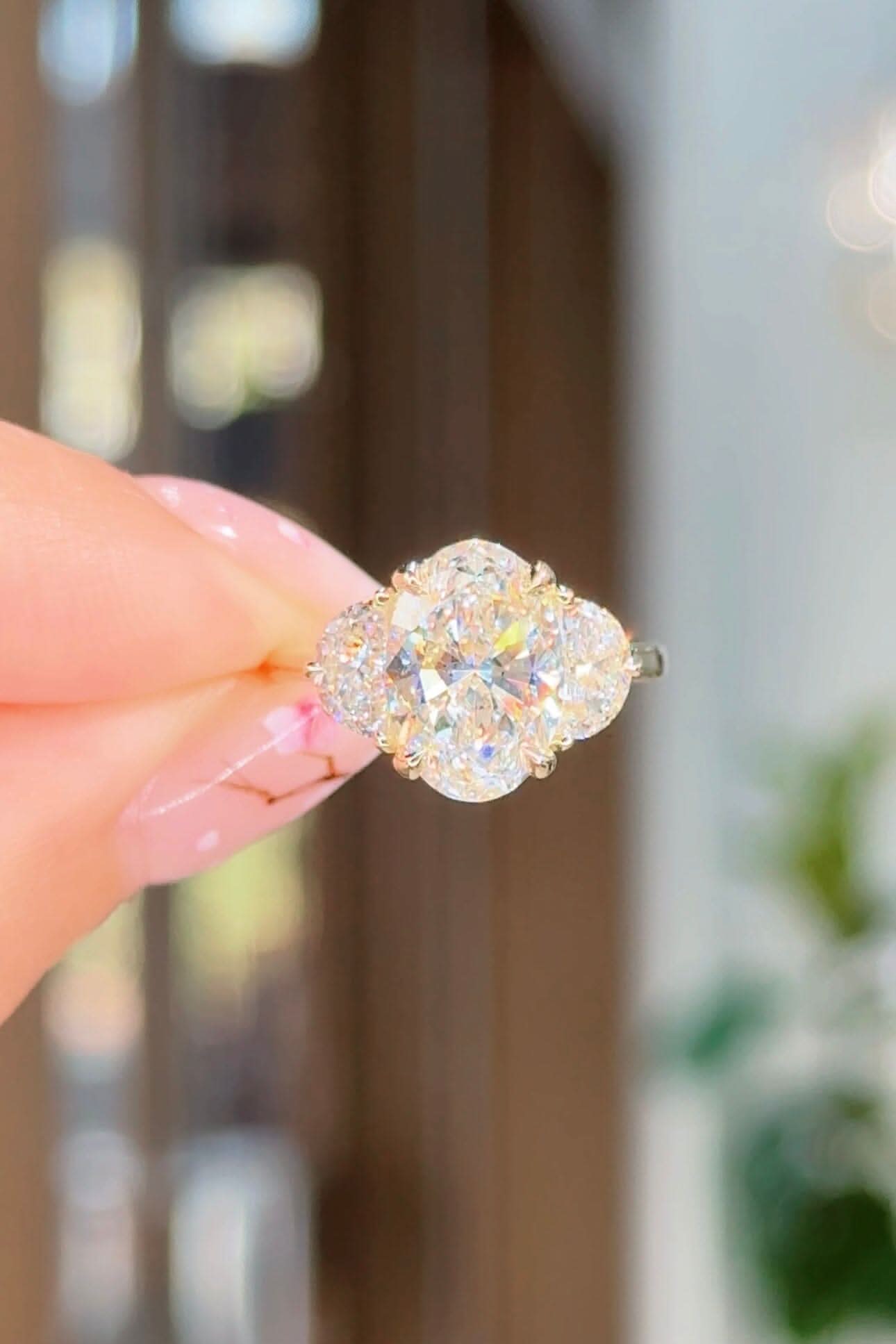 2.85ct E - VVS2 Oval Lab Diamond Lucia - PBD Engagement Rings