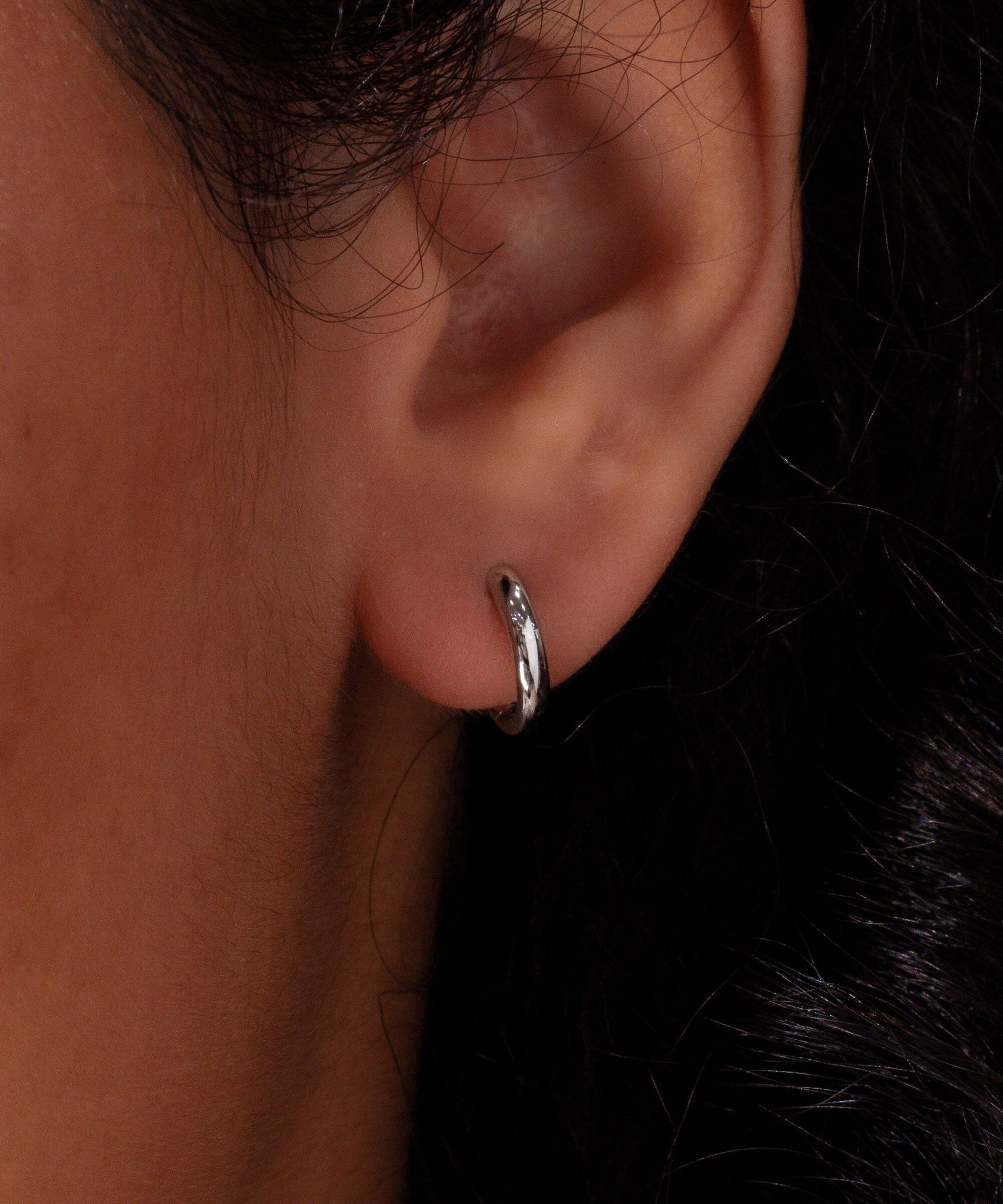 2x11mm High Polish Huggies Earrings Princess Bride Diamonds 