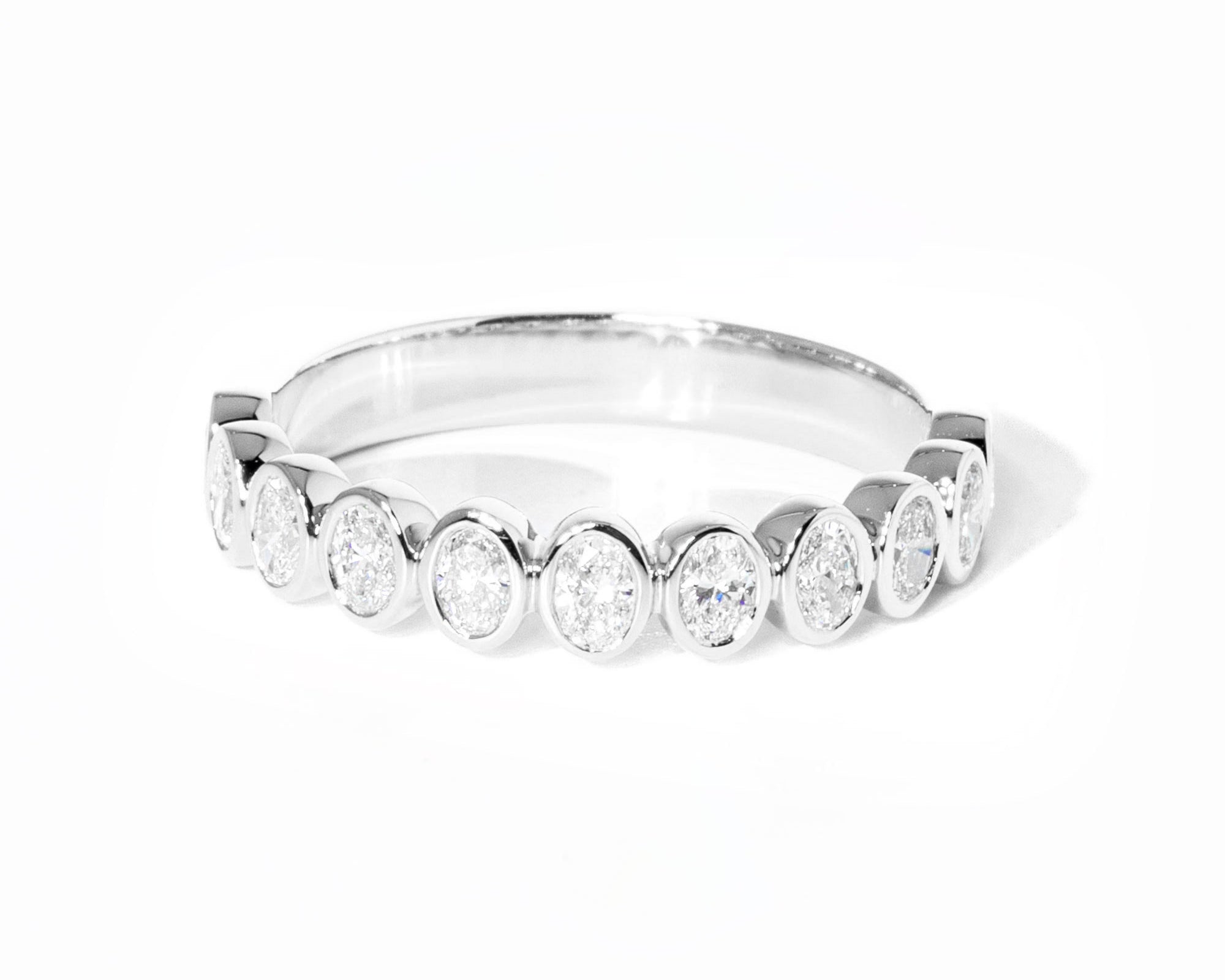 3mm-Oval-Bezel-white.jpg