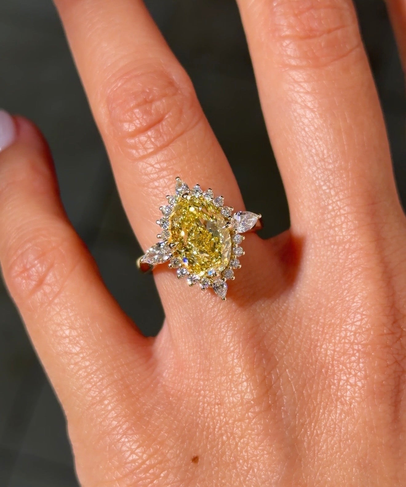 4.01ct FIY - VS1 Oval Lab Diamond Meridian - PBD Engagement Rings