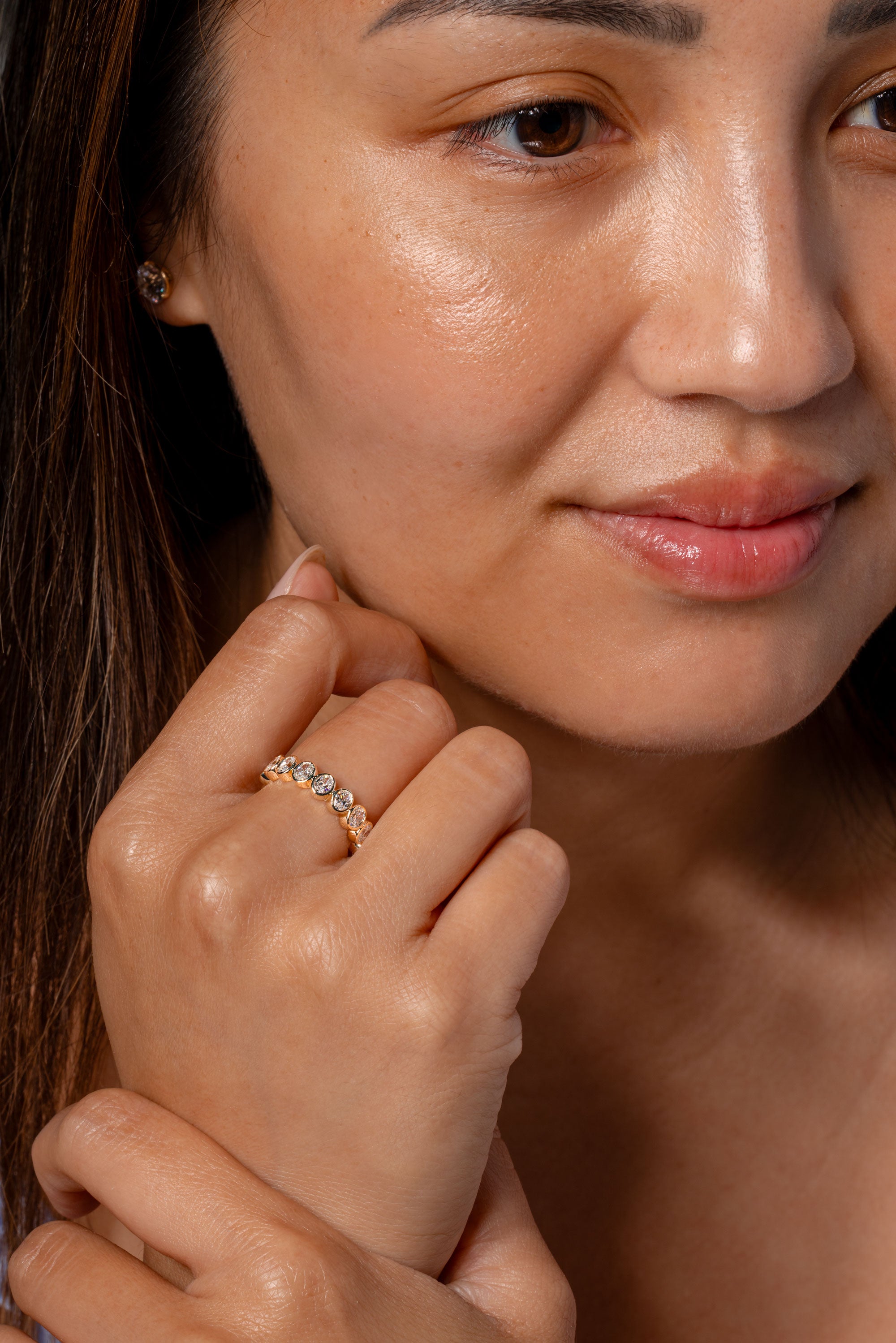 4mm-mini-oval-bezel-band.jpg
