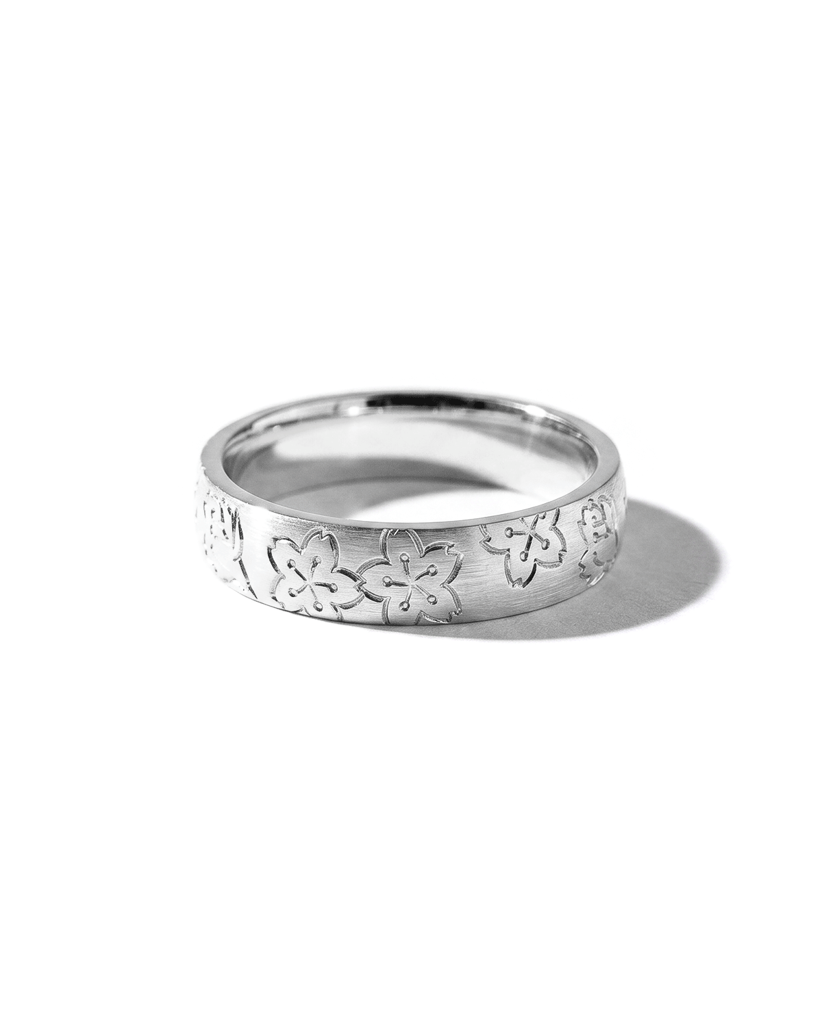 5mm Sakura Band White Gold