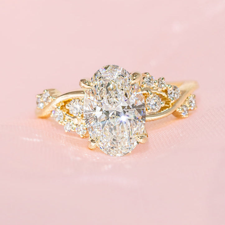 Ariel_oval_engagement_ring.jpg