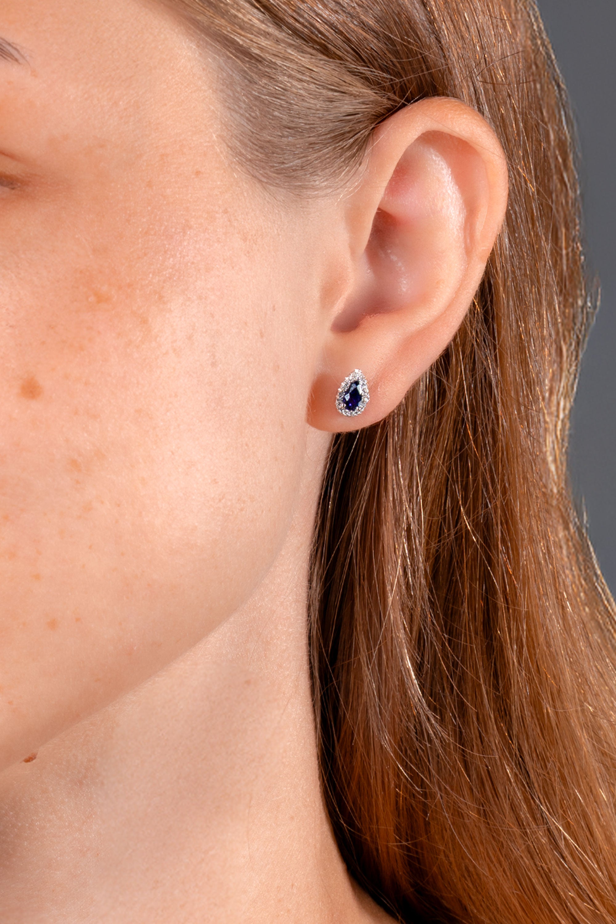 Blue-Sapphire-_-Diamond-Halo-Studs-close.jpg