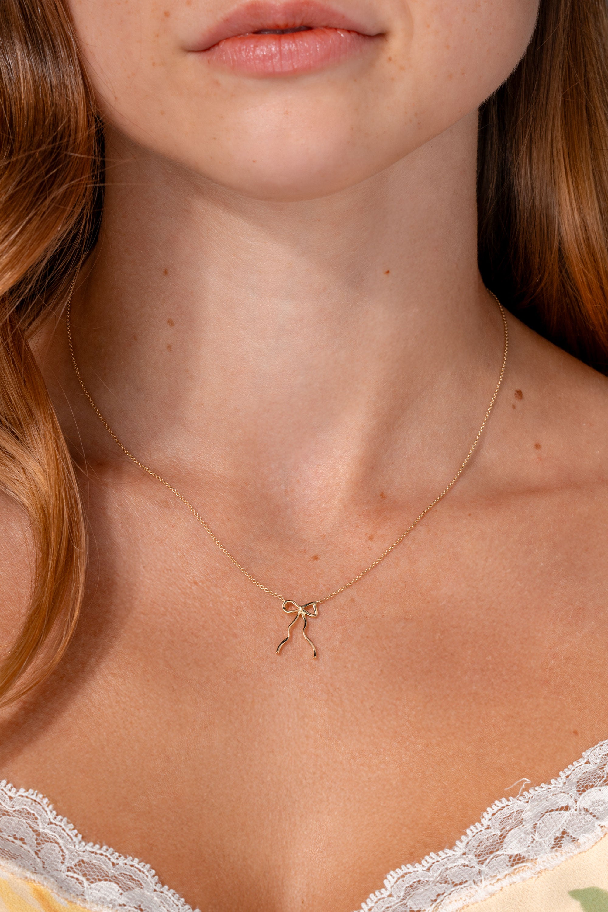 Dainty Bow Necklace