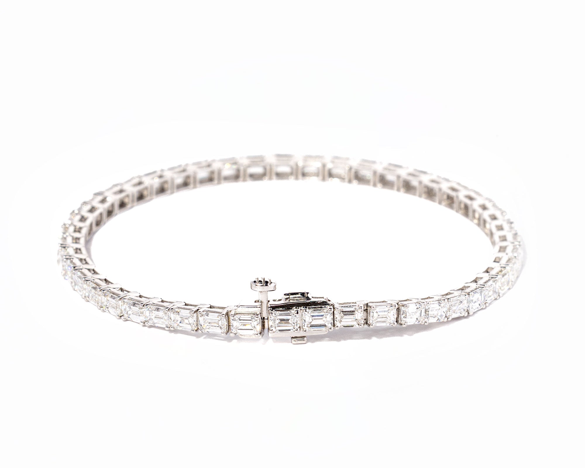 Emerald-Tennis-White-Clasp.jpg