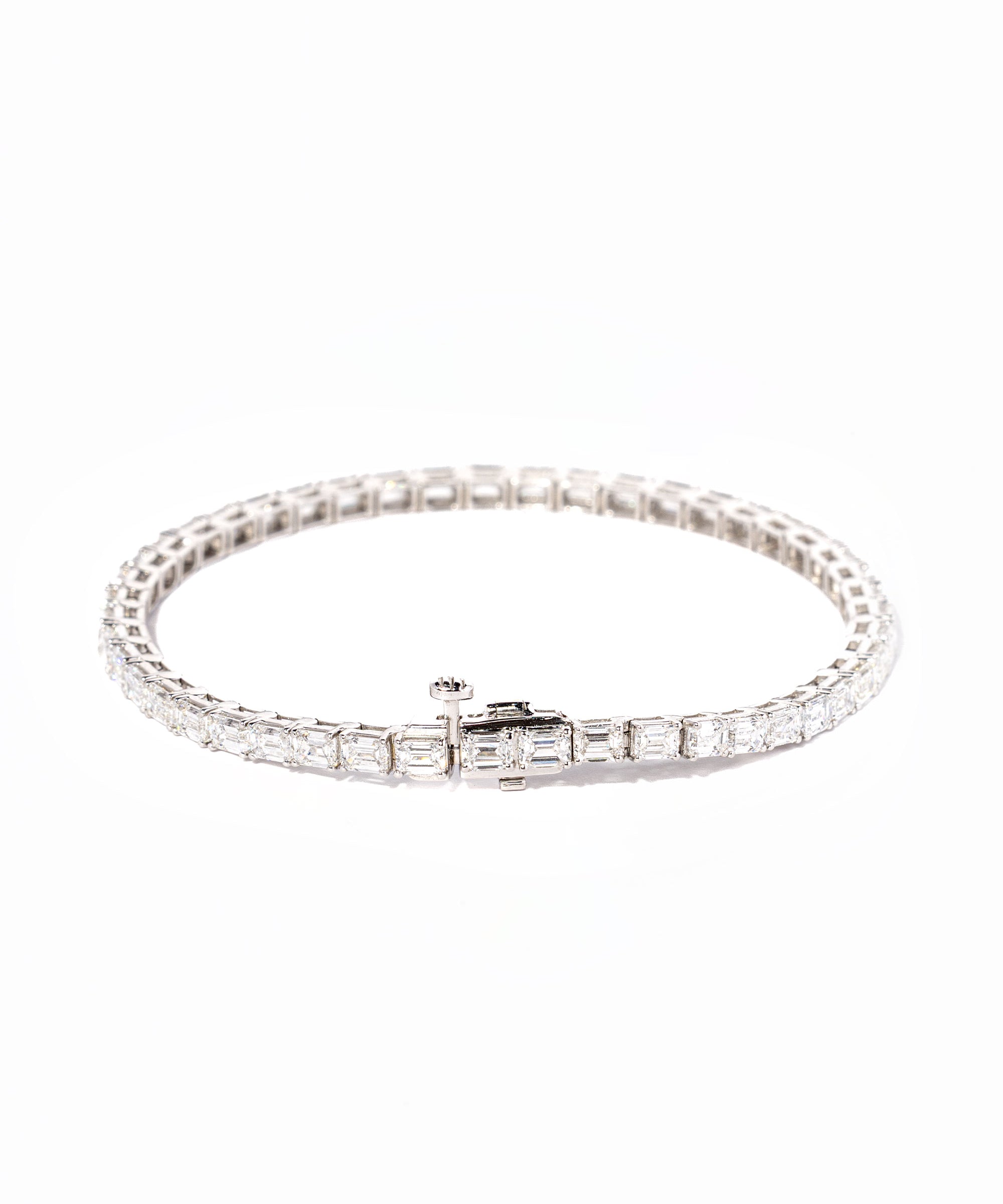 Emerald-Tennis-White-Clasp.jpg