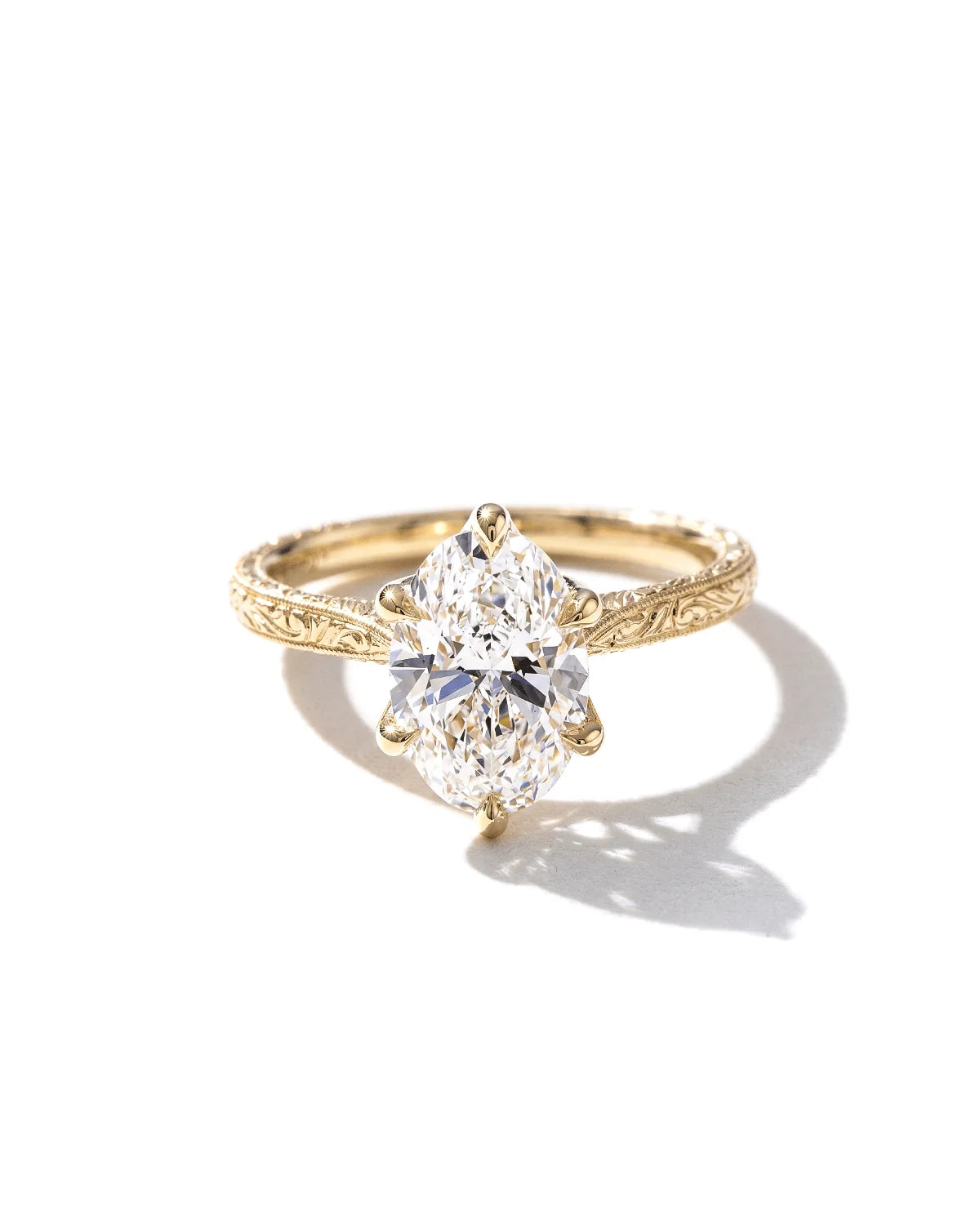 Victoria 6 Prong Oval hand Engraved