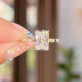 2.59ct D-VS1 Radiant Lab Diamond Daisy