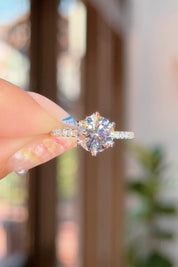2.02ct D-VS1 Round Lab Diamond Samantha