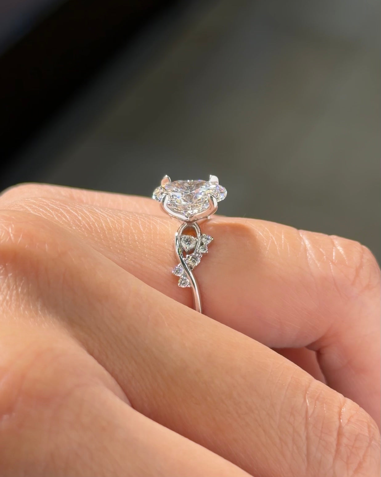 2.00ct D-VS1 Oval Lab Diamond Ariel