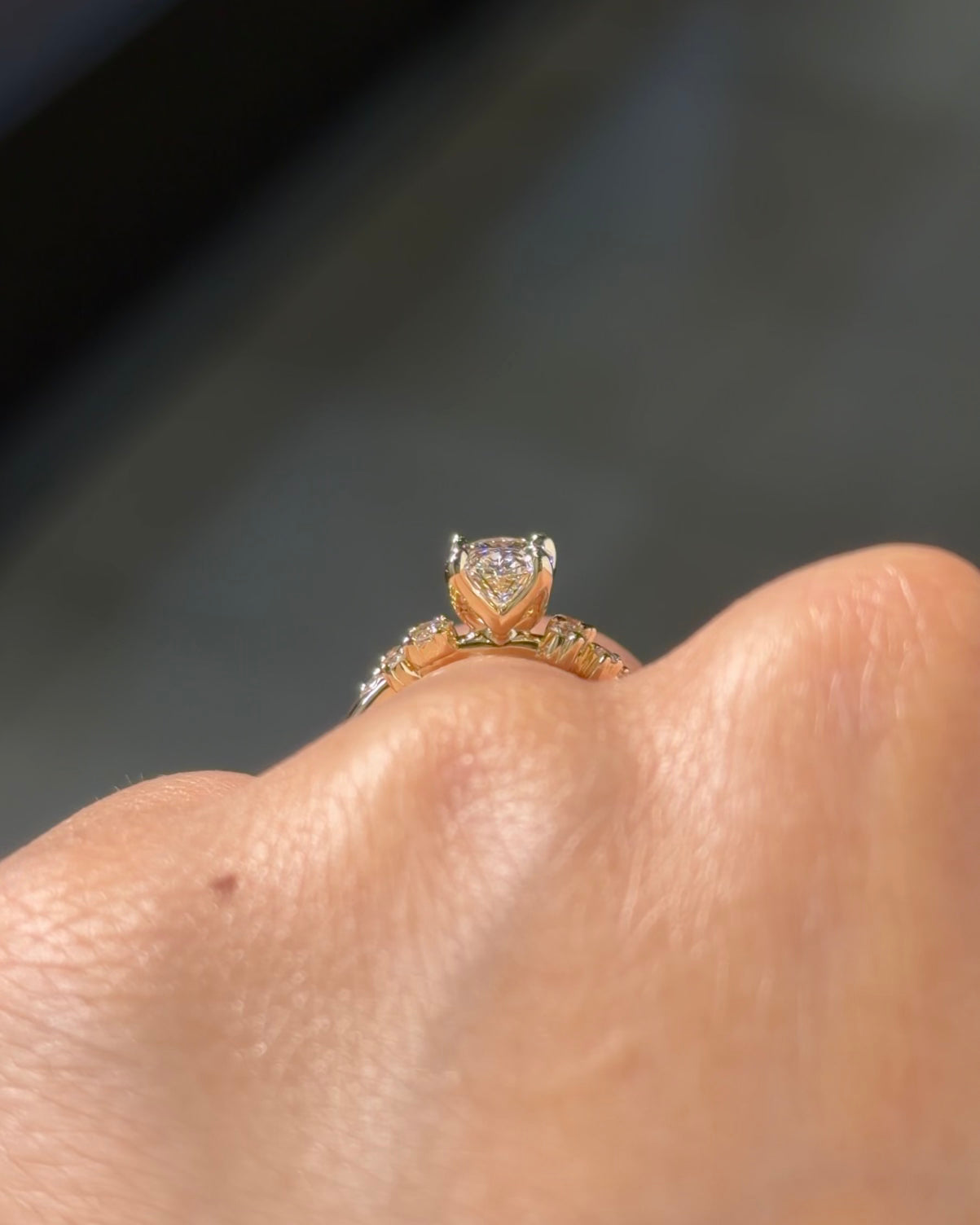 1.02ct D-VVS2 Oval Lab Diamond Nova