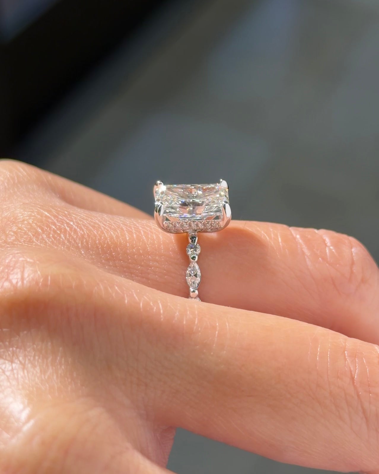 3.00ct F-VS1 Radiant Lab Diamond Rei