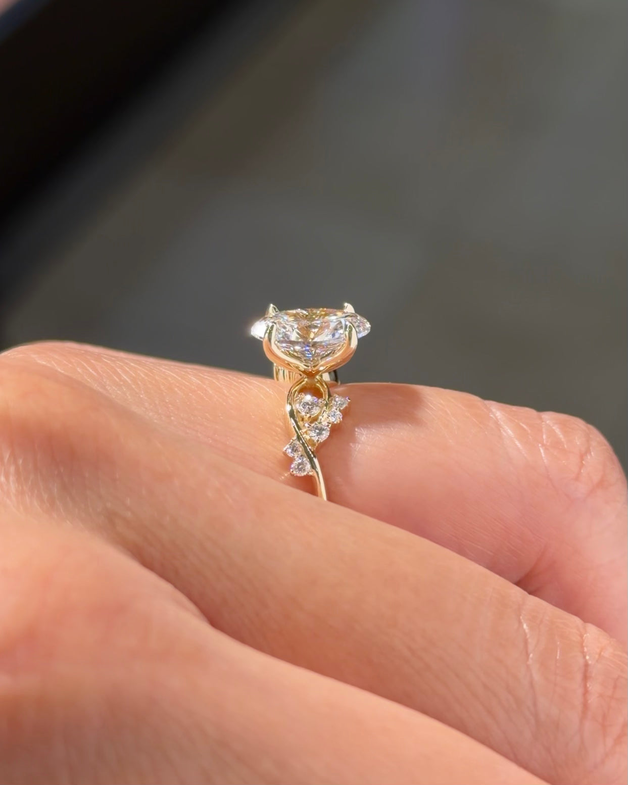 1.96ct D-VVS1 Oval Lab Diamond Ariel