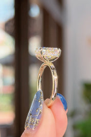 3.04ct D-VS1 Oval Lab Diamond Kayla