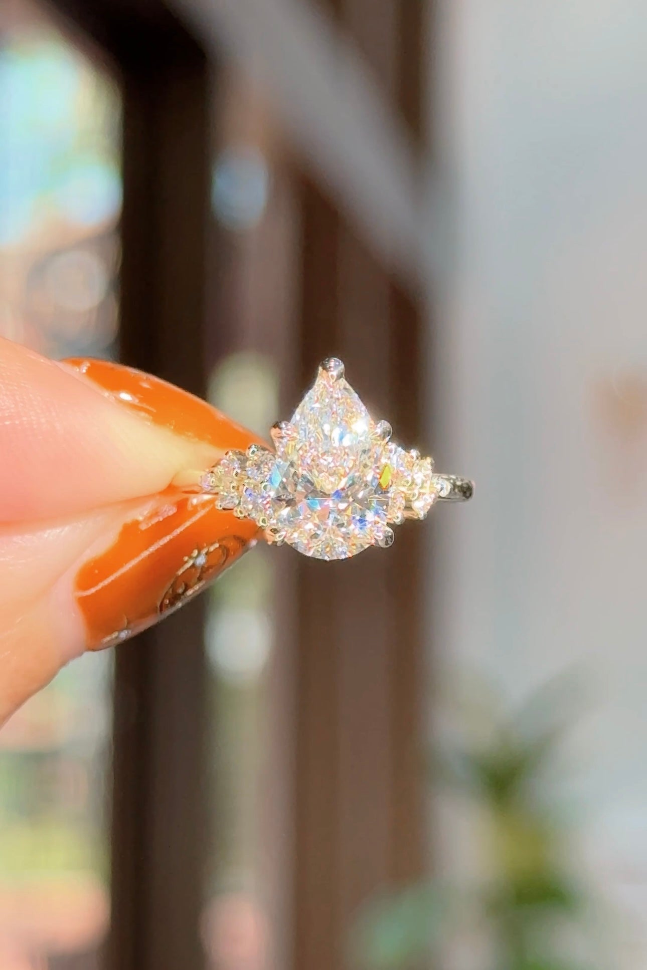 2.07ct D-VS1 Pear Lab Diamond Nova