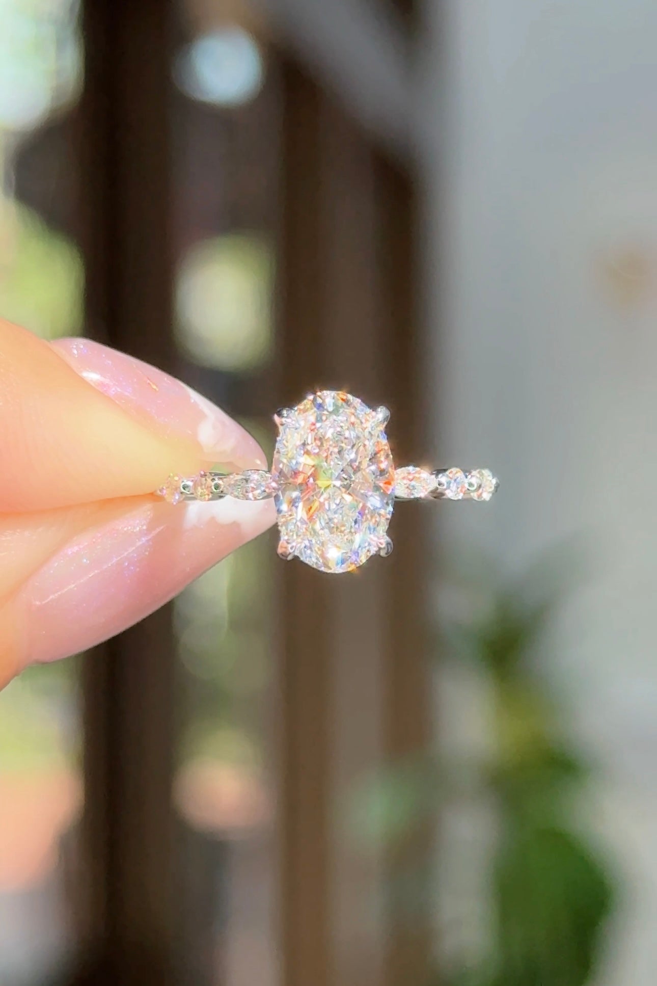2.09ct D-VS1 Oval Lab Diamond Rei