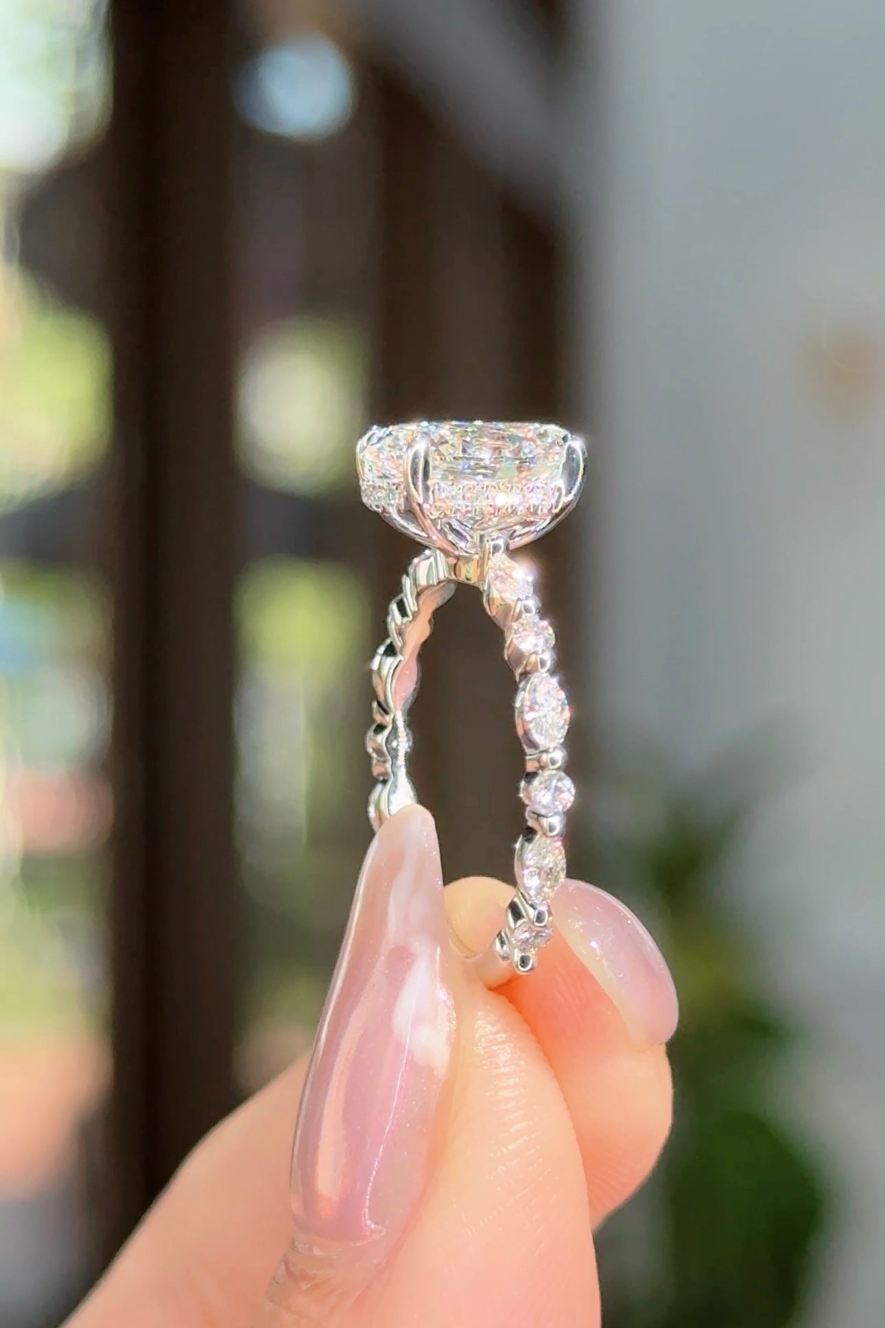 2.09ct D-VS1 Oval Lab Diamond Rei