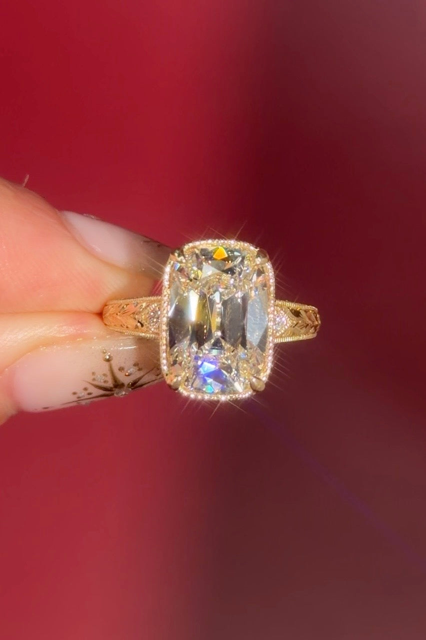 5.08ct F-VVS2 Cushion Lab Diamond Evelyn
