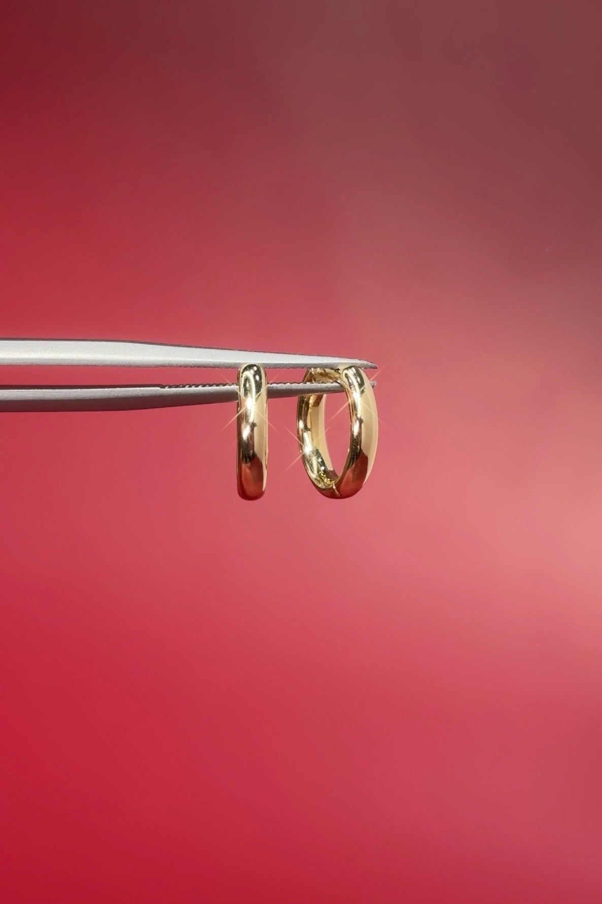 11x2mm Core High Polish Huggie 14k Yellow