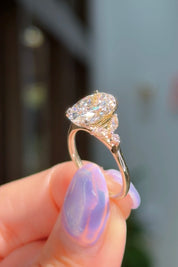 2.71ct D-VS1 Oval Lab Diamond Sarah