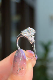 1.70ct D-VVS2 Oval Lab Diamond Lindsey