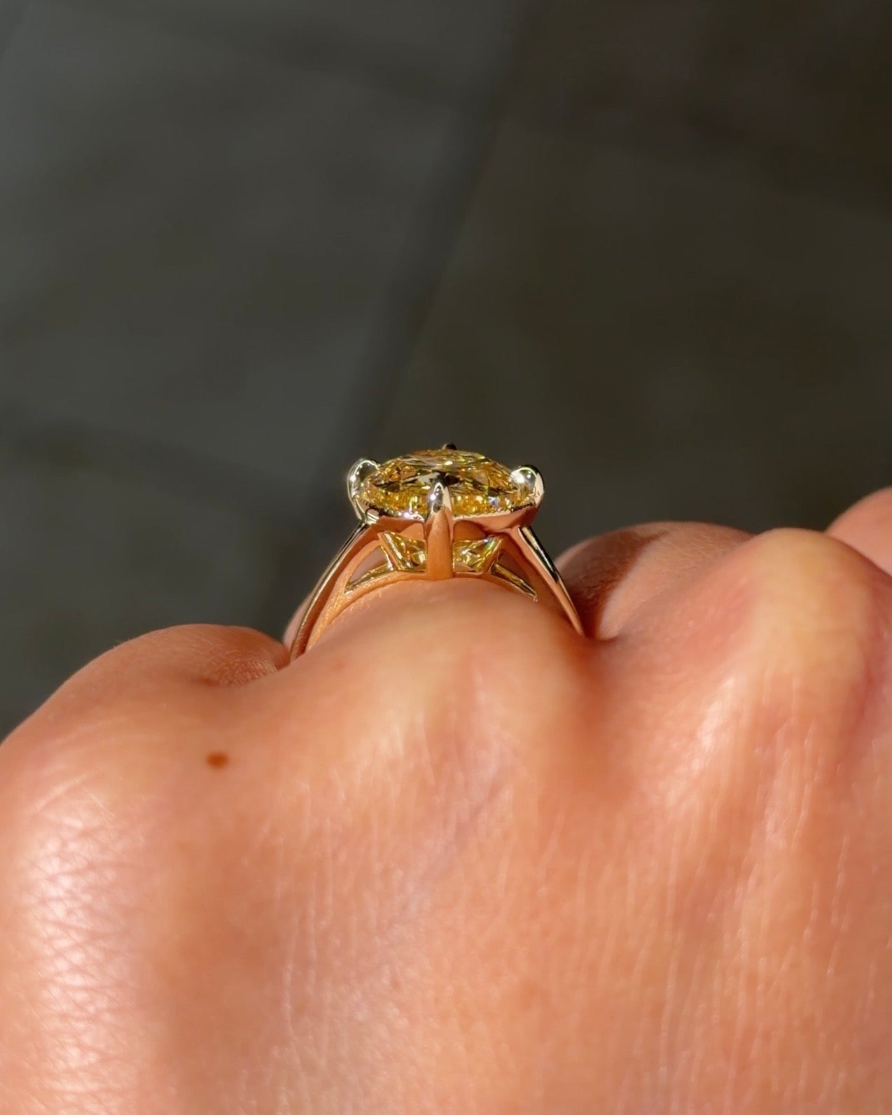7.56ct FVY-VS2 Oval Lab Diamond Patty