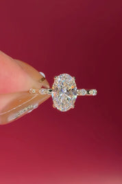 2.02ct E-VS1 Oval Lab Diamond Daisy