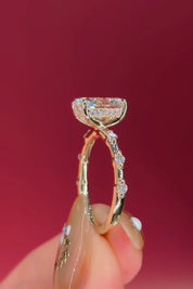 2.02ct E-VS1 Oval Lab Diamond Daisy