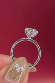 2.00ct D-VS1 Round Lab Diamond Juliette