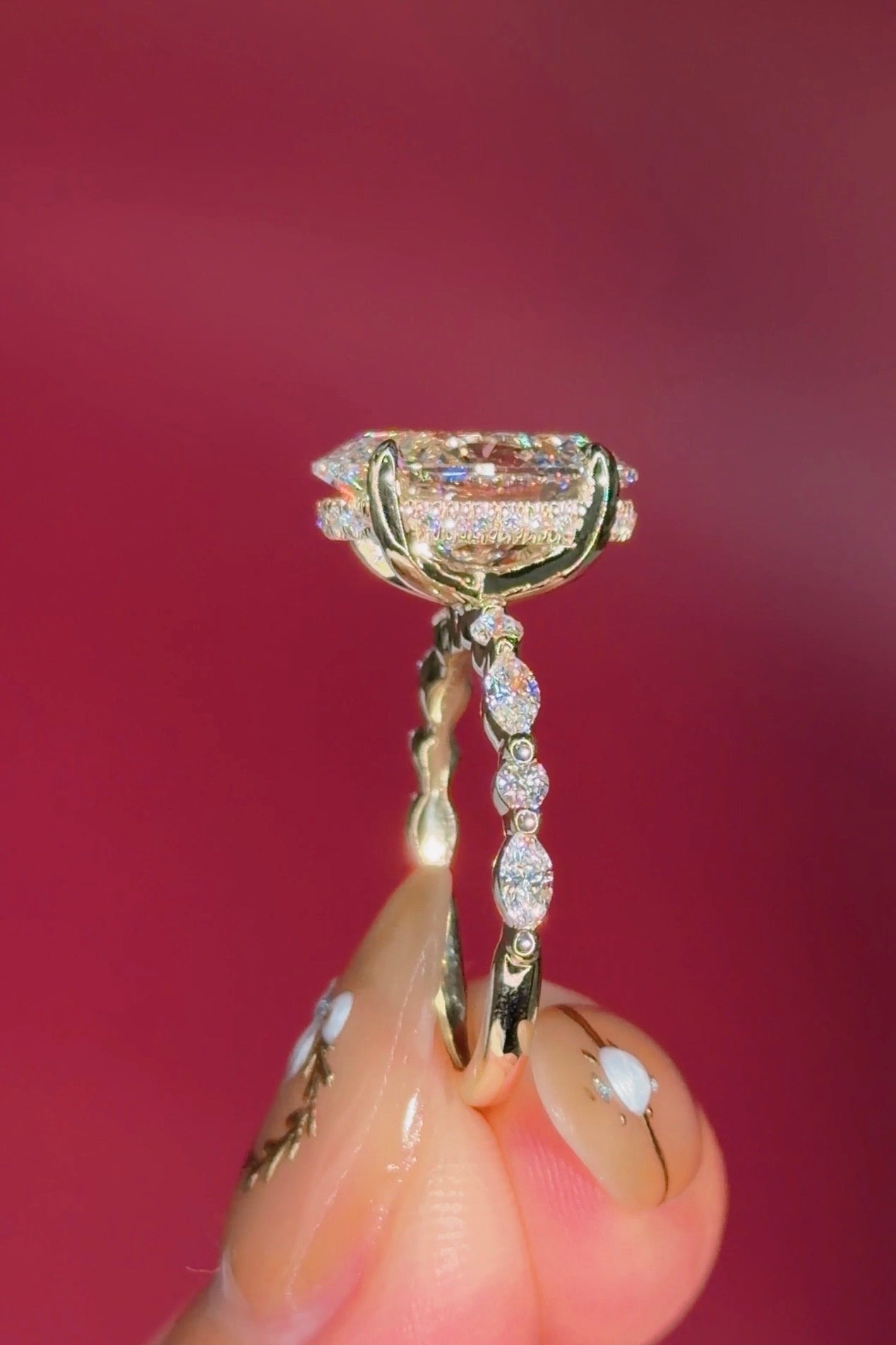 4.05ct E-VVS2 Oval Lab Diamond Rei