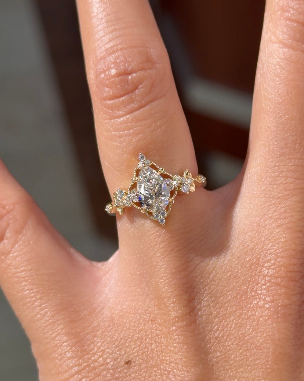 1.10ct E-VVS2 Pear Lab Diamond Fairy Blossom